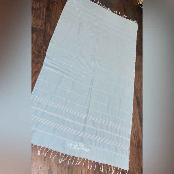• Stripesheep Beach Towel/  Sheet With Tassels - Picture 1 of 5